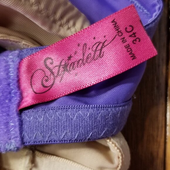 Women's bras - Picture 3 of 3